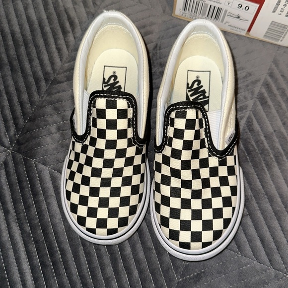 Vans checkered toddler shoes - Picture 3 of 4